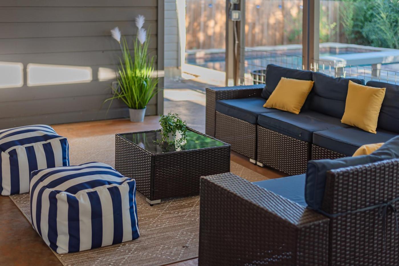 סן אנטוניו Serene Pool & Firepit In Stunning Home By Airport מראה חיצוני תמונה