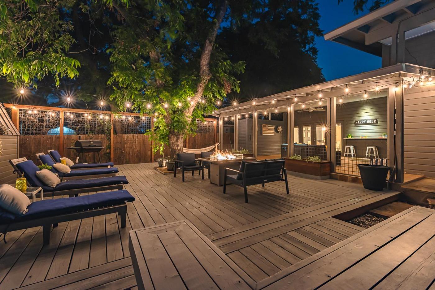 סן אנטוניו Serene Pool & Firepit In Stunning Home By Airport מראה חיצוני תמונה